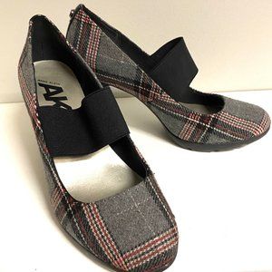 Anne Klein Sport Holiday Plaid Heels 8